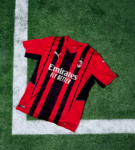 AC Milan Ibrahimovic 21-22 Home Kit (Size M)