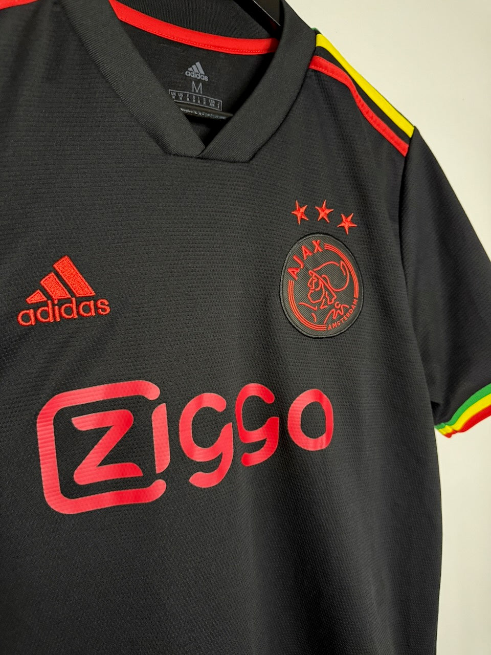 Ajax 21-22 Home Kit (Size M)