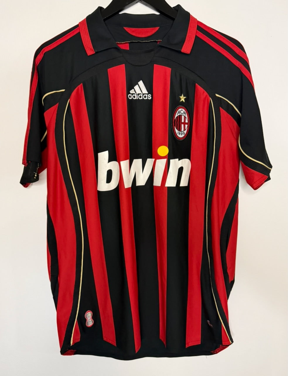 AC Milan Pirlo 06-07 Home Kit (Size M)