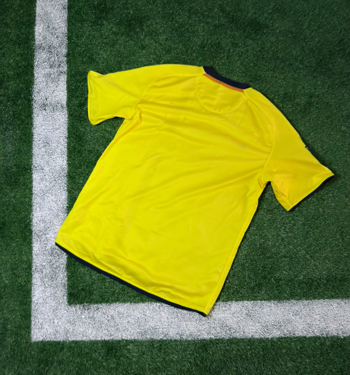 FC Barcelona 08-09 Away Kit (Size M)