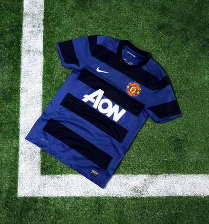 Manchester United 2011 Away Kit (Size S)