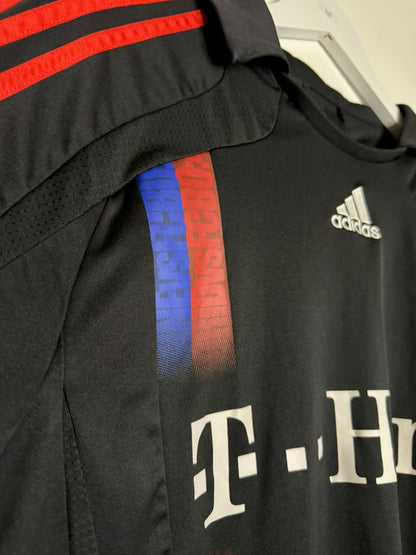 Bayern Munchen 07-08 Third Kit (Size L)