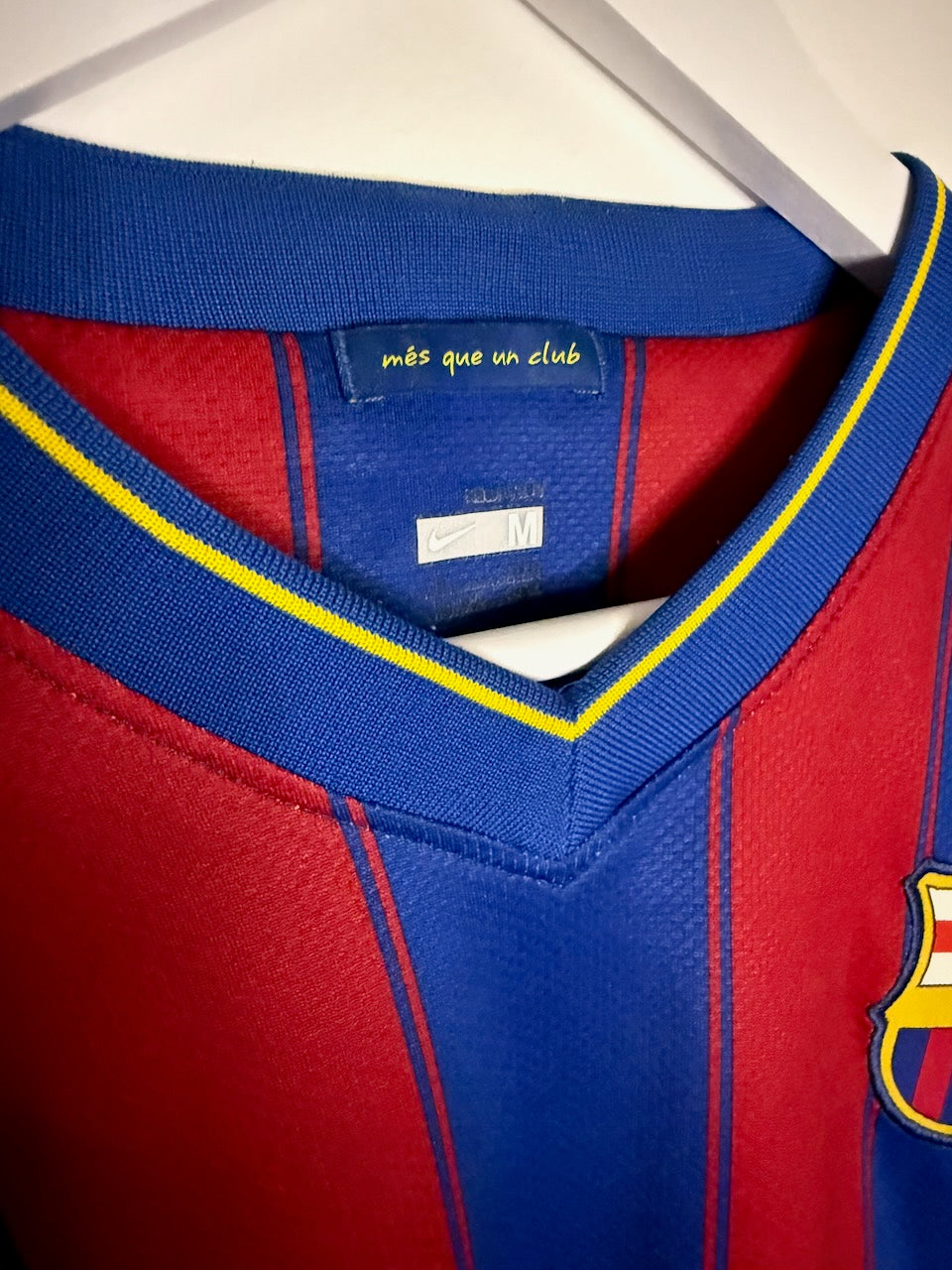 FC Barcelona 2009-10 Home Football Shirt | Nike | Messi #10 | Original | Size M