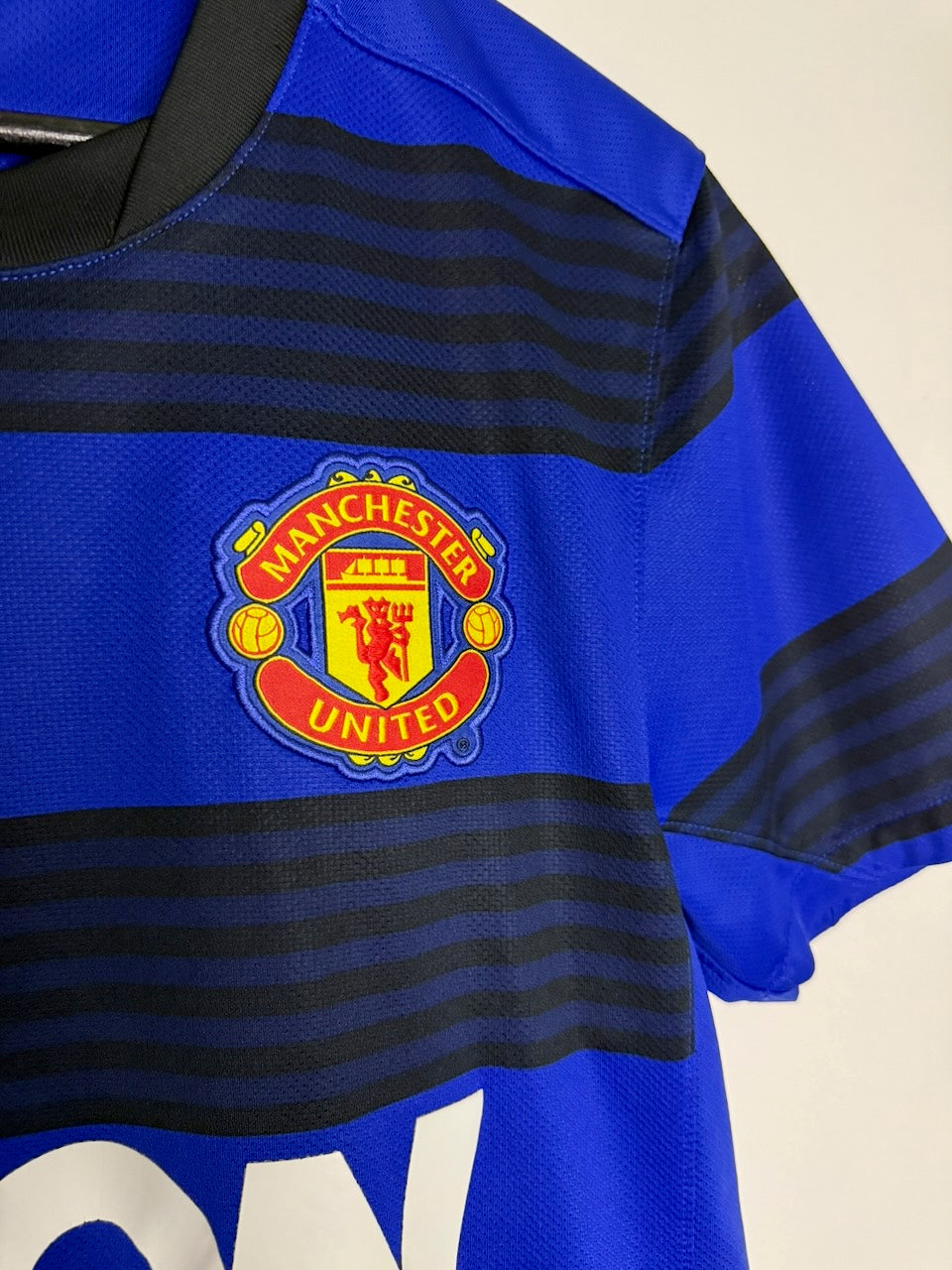 Manchester United 2011 Away Kit (Size S)