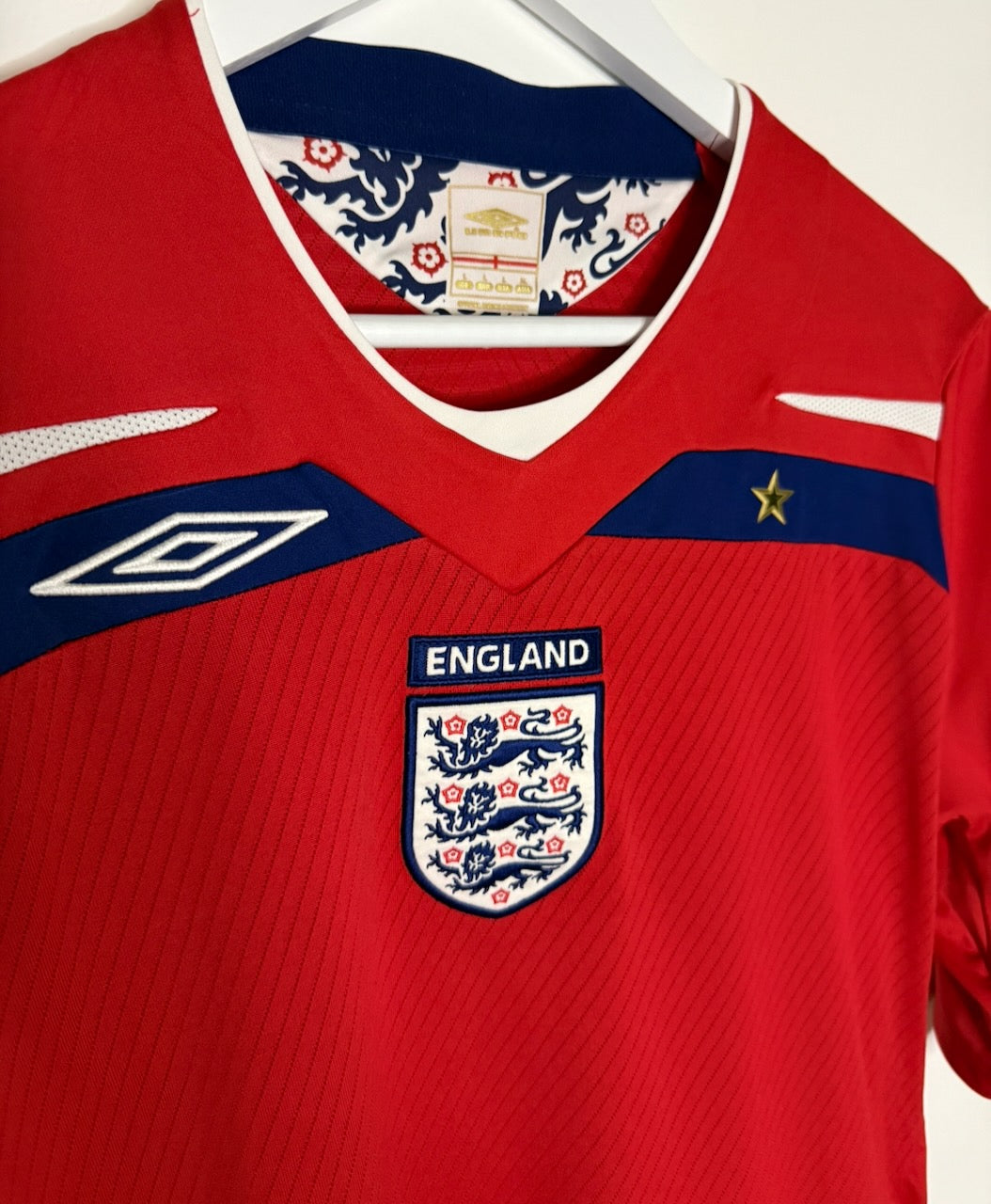 England 2008 Away Kit (Size L)